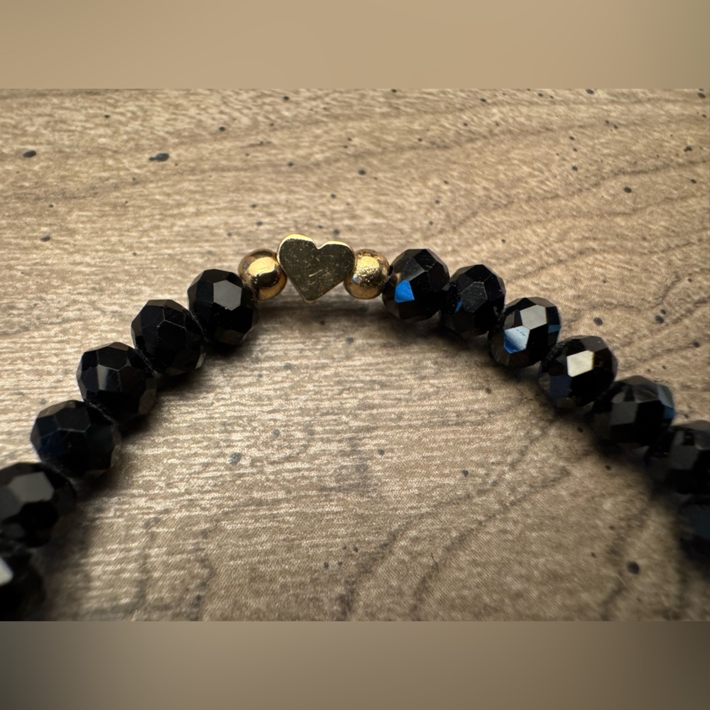 Black Beaded Stretchy Bracelet - Picture 2 of 3